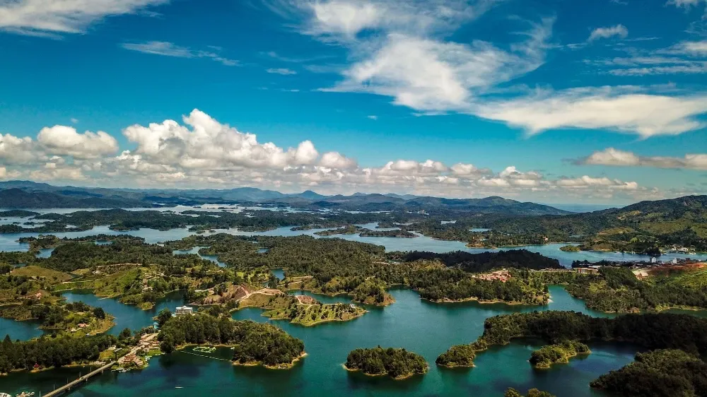 Guatape laguna