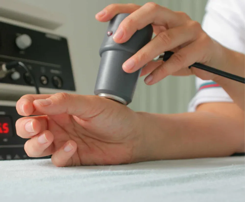 IPL light therapy equipment